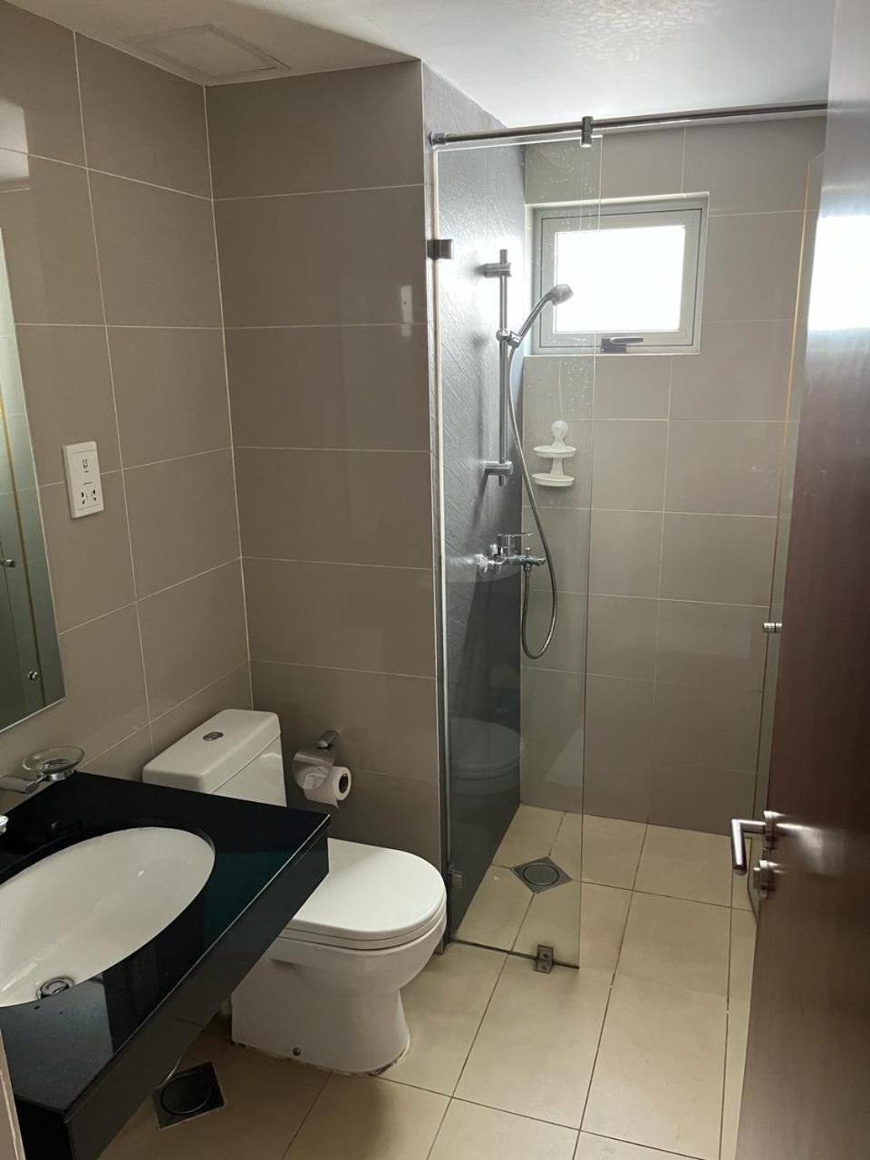 Onthree20 Res 2 3 Beds Spacious Unlimited Broadband Wifi Colombo